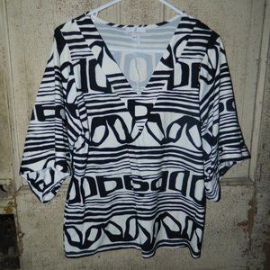 Judy Connally Tunic Top Size Large (DD-6)